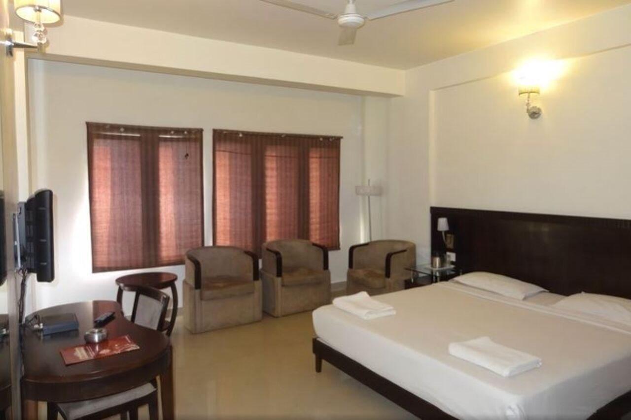Hotel Amshi International Bangalore Exterior foto