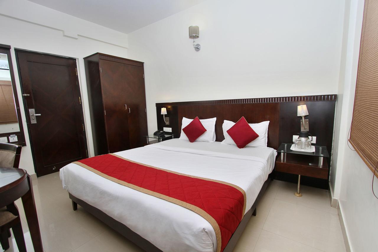 Hotel Amshi International Bangalore Exterior foto