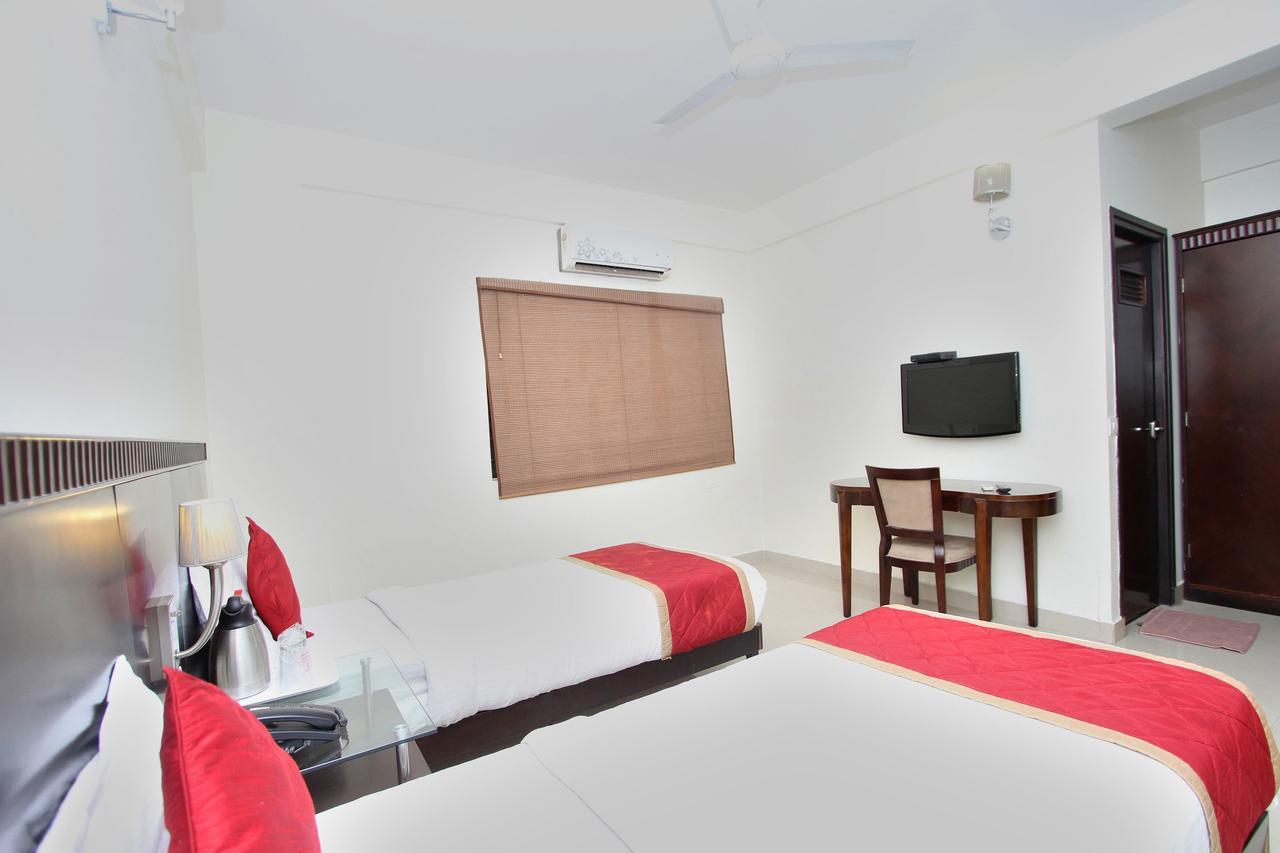 Hotel Amshi International Bangalore Exterior foto