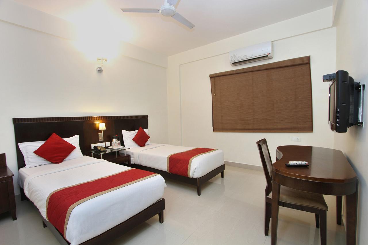 Hotel Amshi International Bangalore Exterior foto